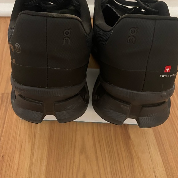 Men’s Cloudtec size 11 - Picture 5 of 7